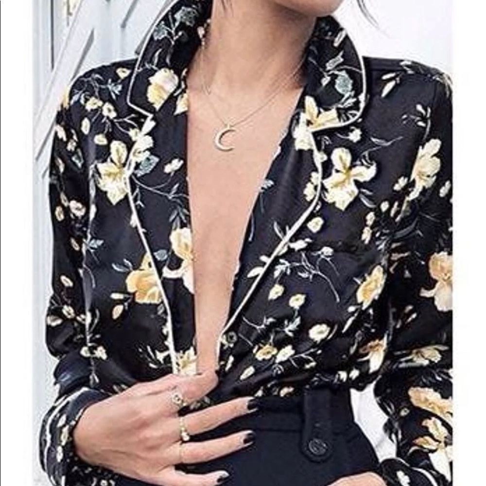 F21 Black with a yellow floral print pajama top, new with tag